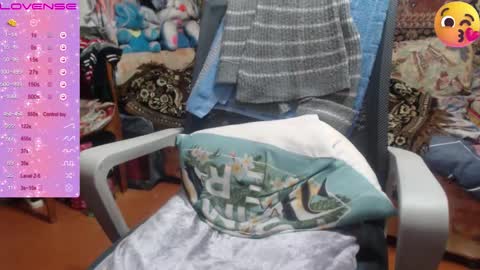 Snapshot of milanasvethoney chatting on November 8, 2025, 4:07 pm Luna-- link in bio online show from November 8, 2025, 4:07 pm