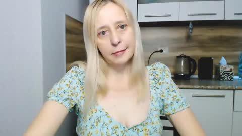 Milena online show from December 27, 2024, 4:36 am