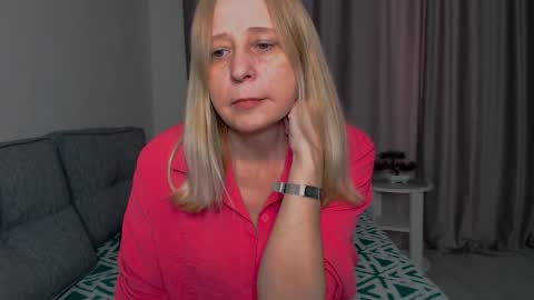 Snapshot of milanav chatting on January 16, 2026, 7:01 am Milena online show from January 16, 2026, 7:01 am