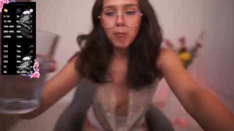 milanianew online show from November 13, 2025, 2:32 am