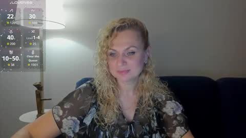 milanna_x online show from November 12, 2025, 7:13 pm