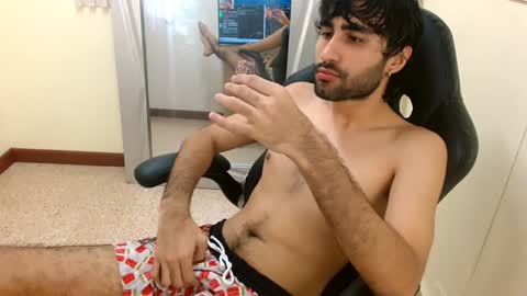 milanzaire online show from January 5, 2025, 11:01 pm