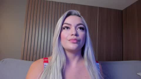 Snapshot of milaowens chatting on January 23, 2025, 3:11 pm Sexy Mila online show from January 23, 2025, 3:11 pm