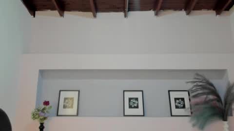 Snapshot of milarose4 chatting on December 21, 2024, 11:11 am Mila Rose online show from December 21, 2024, 11:11 am