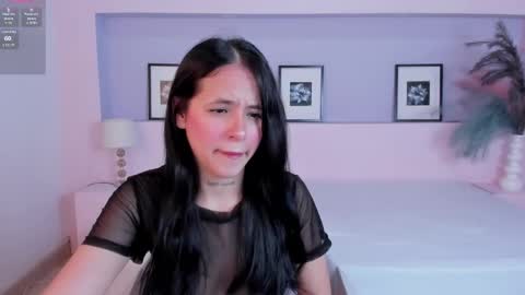 Snapshot of milarose4 chatting on January 28, 2025, 12:00 pm Mila Rose online show from January 28, 2025, 12:00 pm