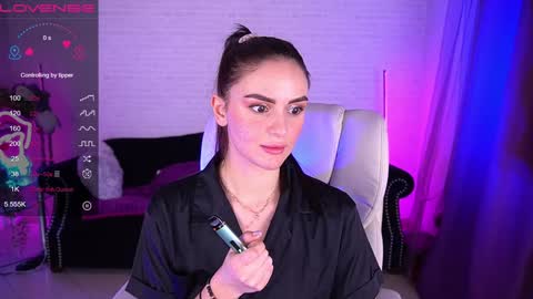 Snapshot of milashalovely chatting on December 30, 2024, 3:03 am Milasha online show from December 30, 2024, 3:03 am