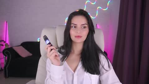 Snapshot of milashalovely chatting on November 23, 2025, 7:19 am Milasha online show from November 23, 2025, 7:19 am