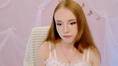 Snapshot of milasiren chatting on May 23, 2026, 5:23 am Mila online show from May 23, 2026, 5:23 am