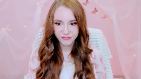 Snapshot of milasiren chatting on May 29, 2026, 5:27 am Mila online show from May 29, 2026, 5:27 am