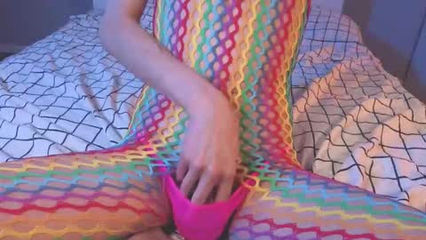 Snapshot of milaslovv chatting on October 10, 2025, 1:15 am Mila online show from October 10, 2025, 1:15 am