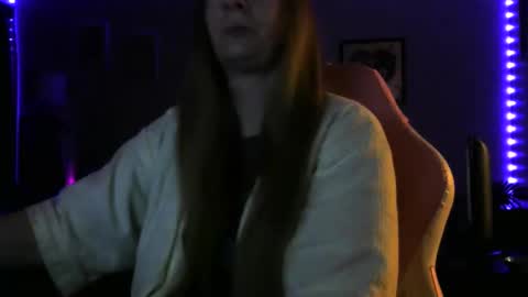 Mila online show from March 28, 2026, 11:32 am