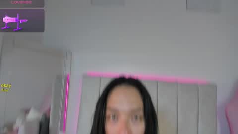 Snapshot of milavelour chatting on March 3, 2026, 2:07 am IG online show from March 3, 2026, 2:07 am