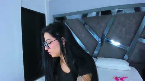 Snapshot of milawink chatting on June 11, 2026, 7:34 pm Milawink online show from June 11, 2026, 7:34 pm