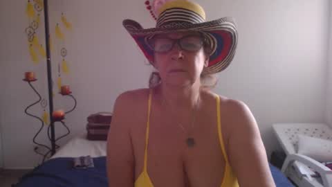 Snapshot of milchanell chatting on February 20, 2025, 9:20 pm milchanell online show from February 20, 2025, 9:20 pm