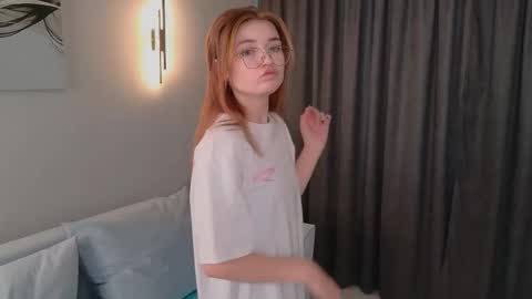 Snapshot of mildred_nelson_ chatting on October 22, 2025, 6:02 am Maria online show from October 22, 2025, 6:02 am