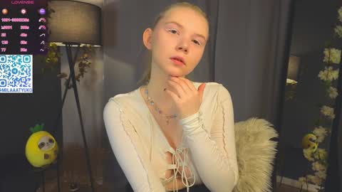 Snapshot of mildredbain chatting on January 21, 2025, 2:11 am Mila online show from January 21, 2025, 2:11 am