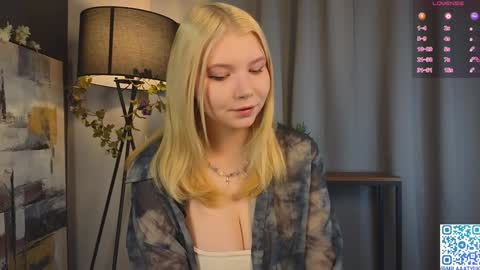 Snapshot of mildredbain chatting on January 25, 2025, 2:15 am Mila online show from January 25, 2025, 2:15 am