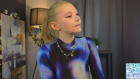 Snapshot of mildredbain chatting on January 26, 2025, 2:24 am Mila online show from January 26, 2025, 2:24 am