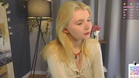 Snapshot of mildredbain chatting on February 8, 2025, 2:36 am Mila online show from February 8, 2025, 2:36 am