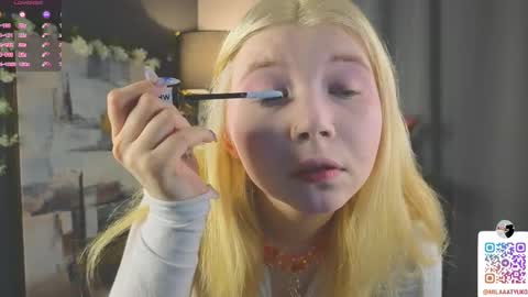 Snapshot of mildredbain chatting on February 17, 2025, 2:20 am Mila online show from February 17, 2025, 2:20 am
