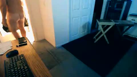 Milehi1958 online show from October 27, 2025, 9:24 am