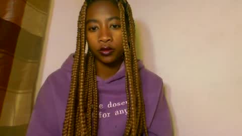 Snapshot of milennah chatting on June 28, 2026, 12:55 pm milennah online show from June 28, 2026, 12:55 pm