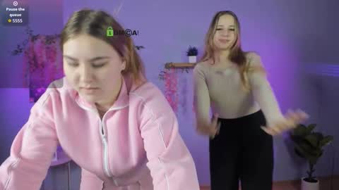 Snapshot of miles_candy chatting on January 18, 2026, 9:46 am Sweet Miles online show from January 18, 2026, 9:46 am