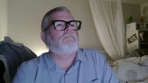 Snapshot of milesnash chatting on September 28, 2025, 4:51 am Miles Nash online show from September 28, 2025, 4:51 am