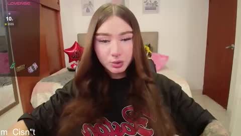 Snapshot of miley_baker chatting on January 21, 2025, 1:43 pm Miley online show from January 21, 2025, 1:43 pm