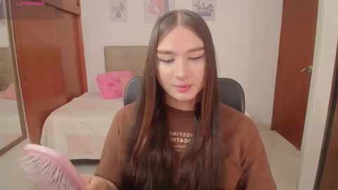 Snapshot of miley_baker chatting on November 27, 2025, 2:41 pm Miley online show from November 27, 2025, 2:41 pm