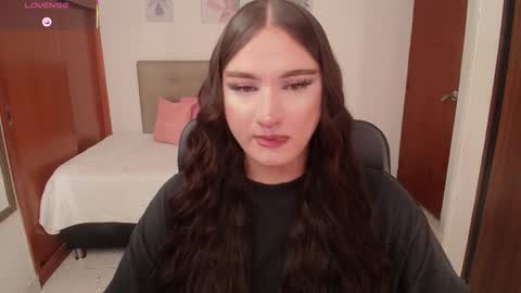 Snapshot of miley_baker chatting on January 8, 2026, 3:14 pm Miley online show from January 8, 2026, 3:14 pm