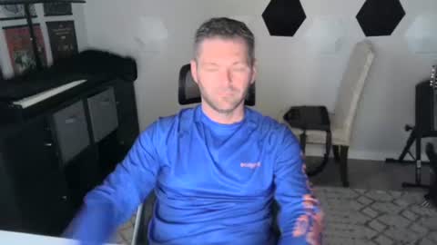 Snapshot of milf_hunter567 chatting on October 17, 2025, 5:59 pm milf_hunter567 online show from October 17, 2025, 5:59 pm