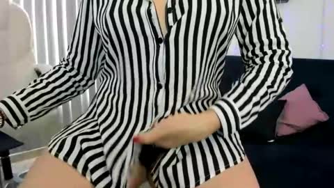 Snapshot of milfashley chatting on January 4, 2025, 4:43 pm ASHLEY online show from January 4, 2025, 4:43 pm