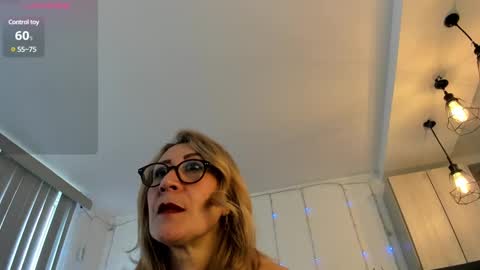 Snapshot of milfashley chatting on January 8, 2025, 4:44 pm ASHLEY online show from January 8, 2025, 4:44 pm