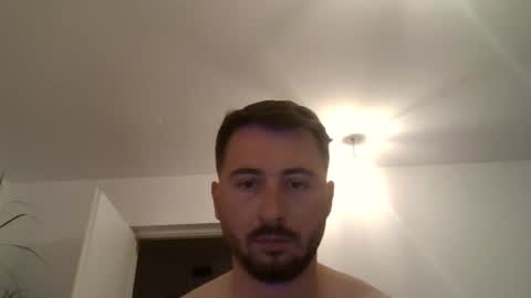 Snapshot of milfflover32 chatting on September 21, 2025, 8:10 pm milfflover32 online show from September 21, 2025, 8:10 pm