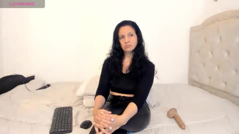 Snapshot of milfnew chatting on February 21, 2026, 1:39 am Nataly online show from February 21, 2026, 1:39 am