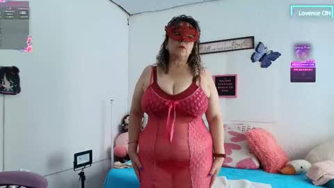 Snapshot of milfysis chatting on March 13, 2026, 2:45 pm milfysis online show from March 13, 2026, 2:45 pm