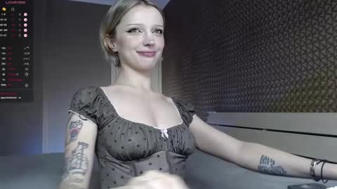 Snapshot of milinamarvelous chatting on September 11, 2025, 1:11 pm Mila 3 aka Deepthroat World Champion online show from September 11, 2025, 1:11 pm