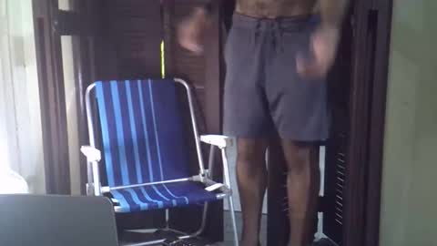 Snapshot of militaryx chatting on February 6, 2026, 3:22 am militaryx online show from February 6, 2026, 3:22 am