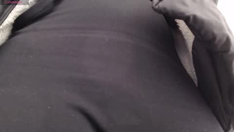 Snapshot of milker_amira chatting on October 23, 2025, 1:43 pm Amira online show from October 23, 2025, 1:43 pm