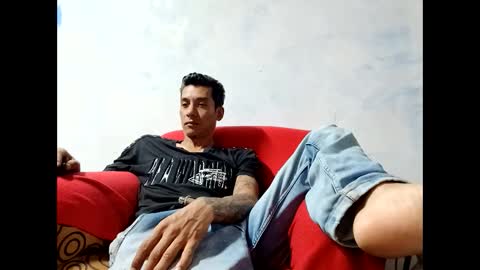 Snapshot of milkhammer chatting on December 24, 2024, 9:33 pm Hammer online show from December 24, 2024, 9:33 pm