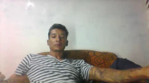 Snapshot of milkhammer chatting on January 28, 2025, 2:43 am Hammer online show from January 28, 2025, 2:43 am