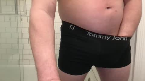 milkitdaddy online show from March 8, 2025, 6:10 am