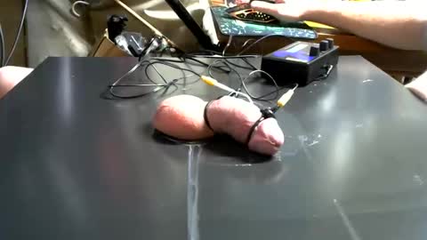 Snapshot of milkm3dry chatting on December 28, 2024, 5:23 am milk me dry online show from December 28, 2024, 5:23 am