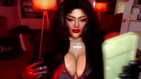 milkshakelavinia online show from January 14, 2025, 8:41 am