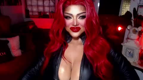 milkshakelavinia online show from February 12, 2025, 4:54 am