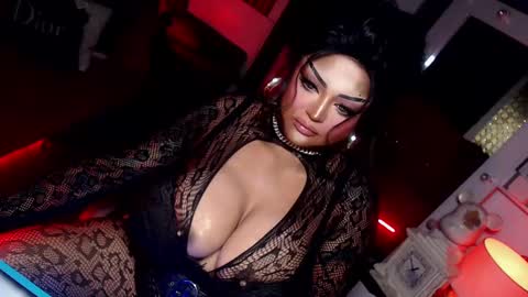 milkshakelavinia online show from February 16, 2025, 10:32 am