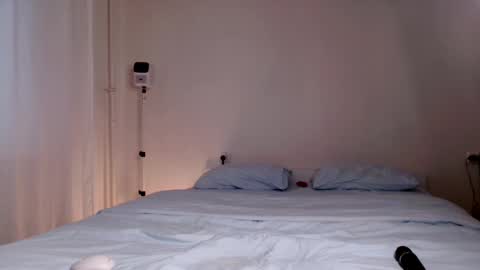 milky__way_ online show from March 1, 2025, 3:16 pm