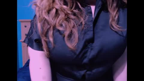 Snapshot of milky_marilynne chatting on July 1, 2026, 8:41 pm Marilynne online show from July 1, 2026, 8:41 pm