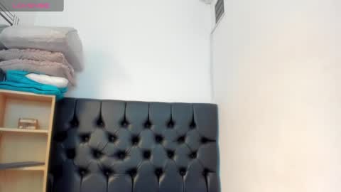Snapshot of milky_way_18 chatting on February 8, 2025, 7:49 pm milky_way_18 online show from February 8, 2025, 7:49 pm